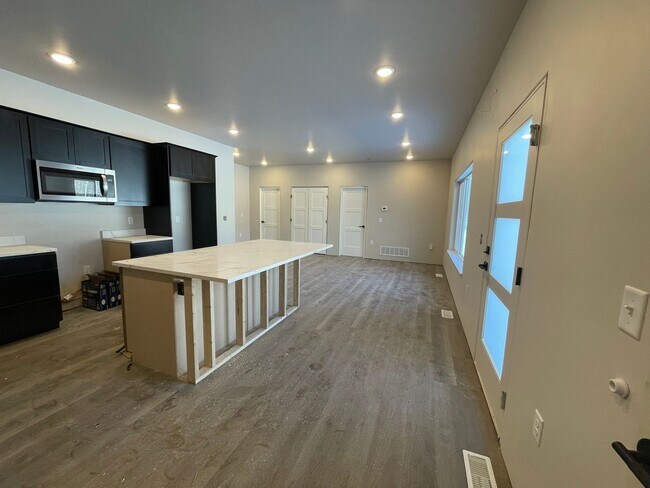 Photo - 7404 N Paw St Unit 2-Mother-IN-Law W/Garage