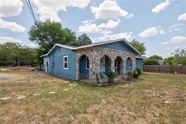 Building Photo - 157 S Ridge Dr