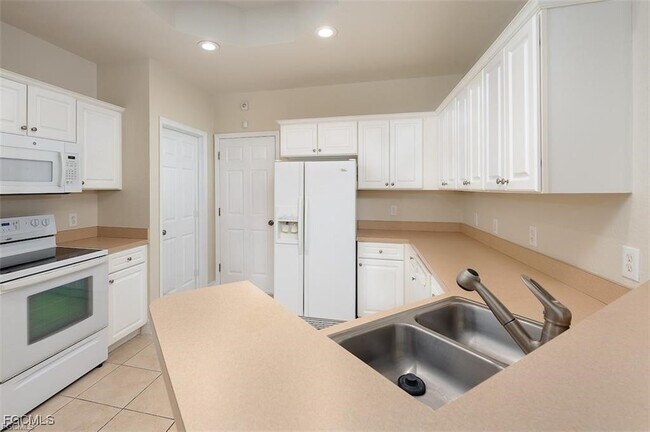 Photo - 16130 Via Solera Cir Unit 103