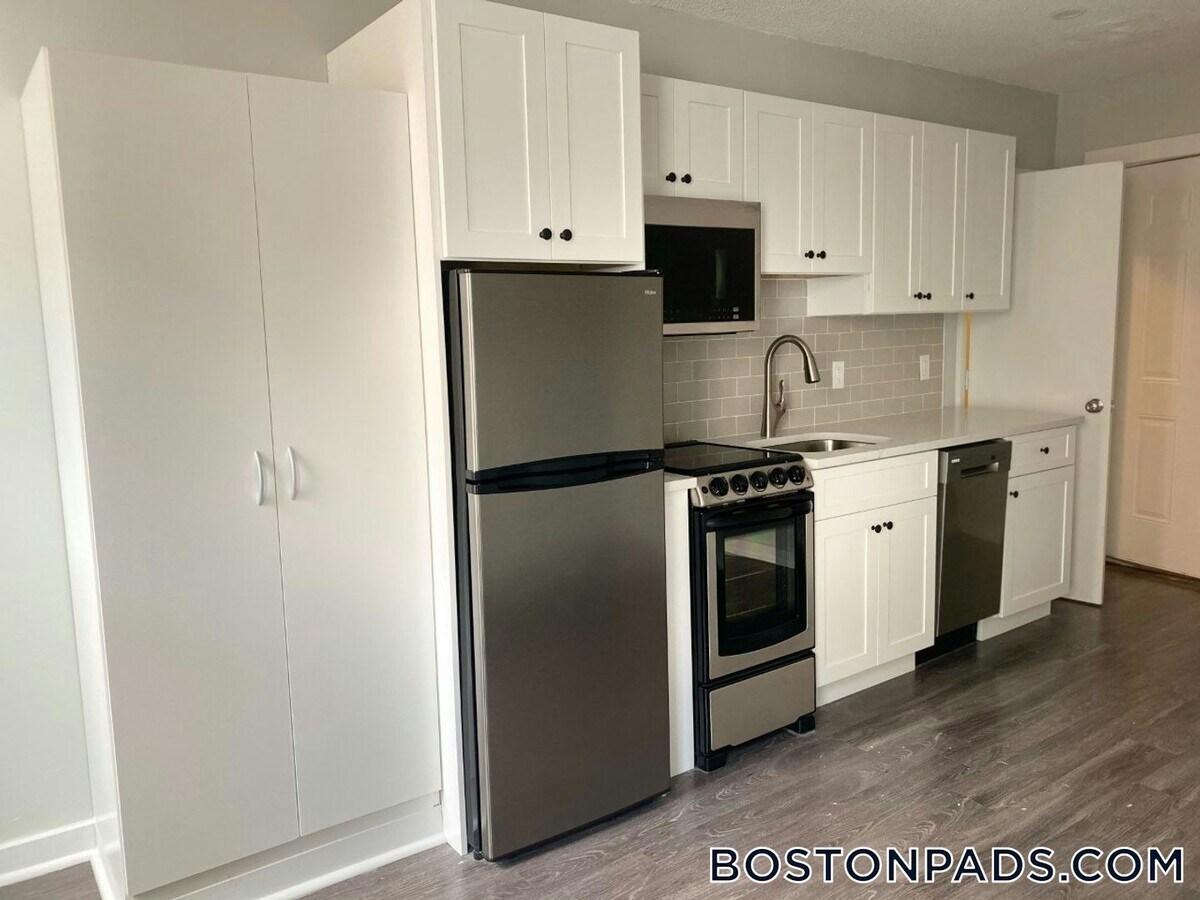 Photo - 76 Franklin St Apartment Unit 8