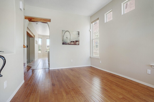 Photo - 6215 Goldfield Pl NE