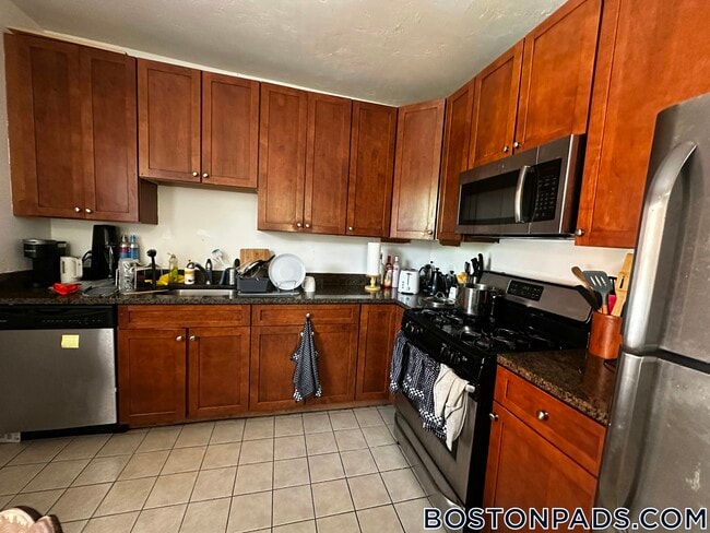 Photo - 878 Huntington Ave Unit 2