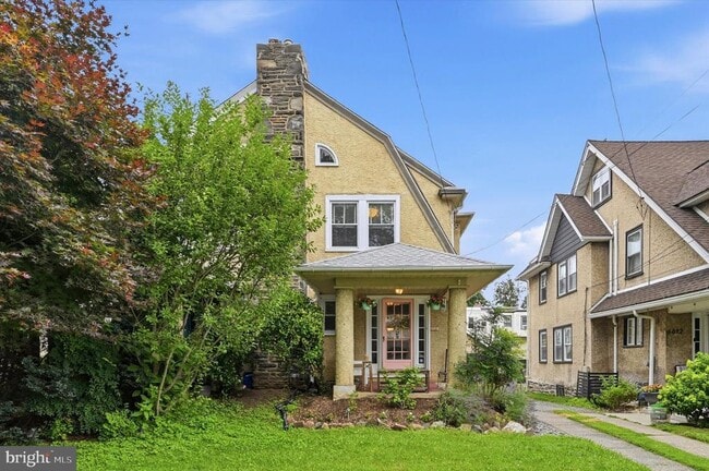 Photo - 610 Woodcrest Ave