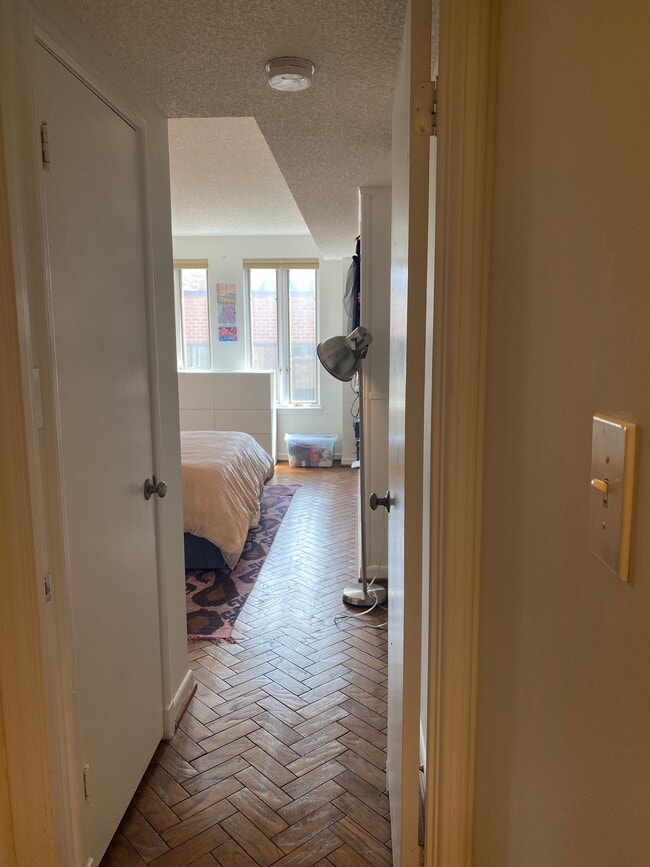 Photo - 1045 31st St NW Unit Wadsworth House