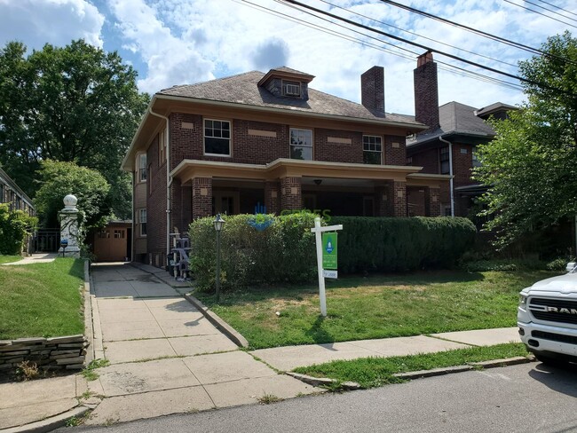 Building Photo - 6938 Meade St Unit 1