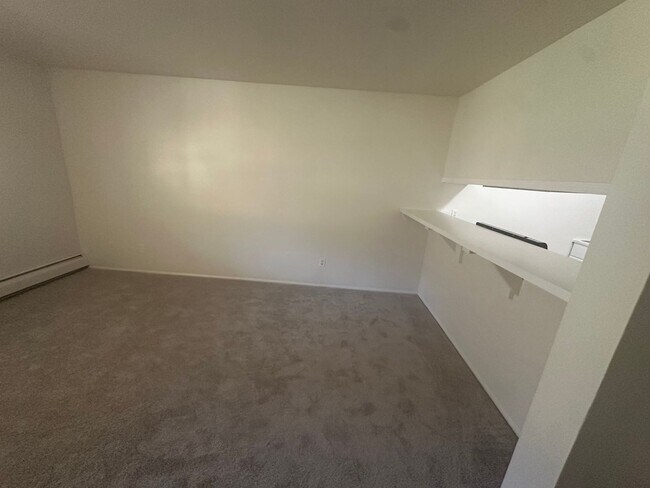 Photo - 2 Bedroom !!!