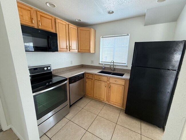 Photo - Conway Rd 1948-6 Unit 6