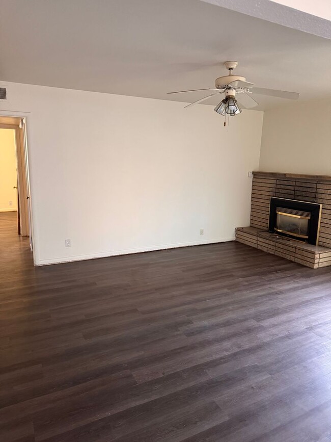 Photo - 2 Bedroom 1 Bathroom House North of Hospital