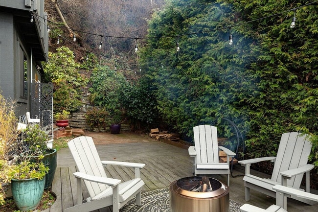 Photo - 3711 S Shorewood Ave Unidad ID1035994P