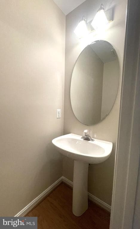 Photo - 2450 Garnett Dr