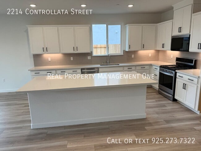 Photo - 2214 Controllata St
