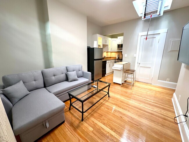 Photo - 141 Arlington St Unit 6