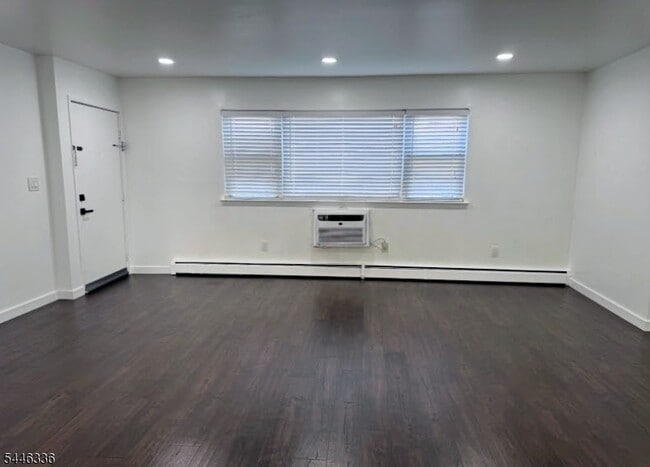 Building Photo - 2467 NJ-10 Unit 4A