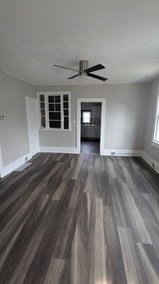 3436 Storer Ave Unit Down