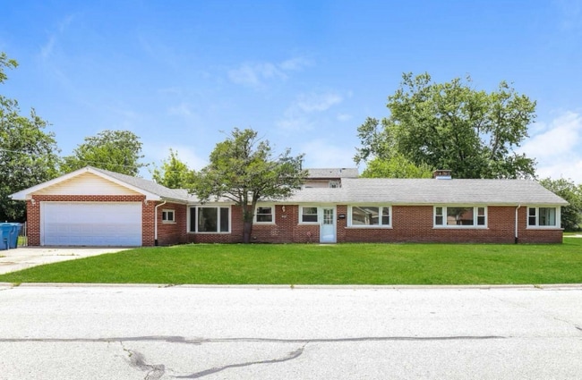 Building Photo - 9921 Harnew Rd E Rental