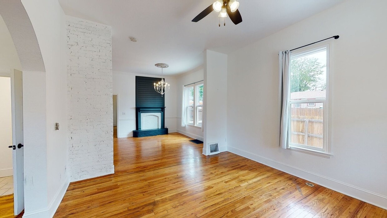 Photo - 3800 Adams St House
