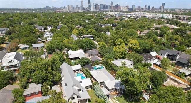 Photo - 1708 Hether St