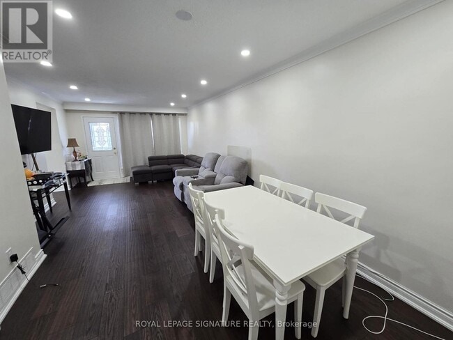 Photo - 23 Benrubin Dr