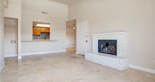 Photo - 3769 Carlyle Dr Unidad 153