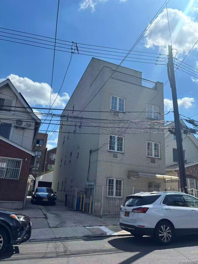 Building Photo - 41-59-59 70th St Unit 1A Rental