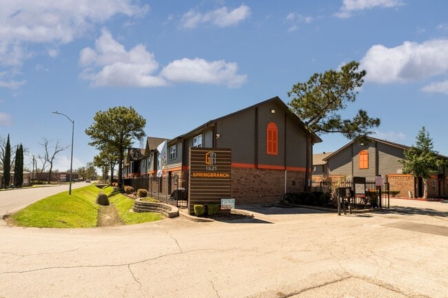 Photo - Gia @ Spring Branch