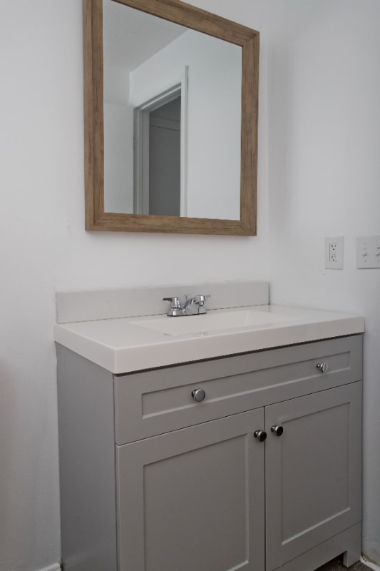 Photo - 18 Bates St Unidad Second Floor Rear