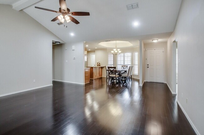 Photo - 142 N Utica Ave