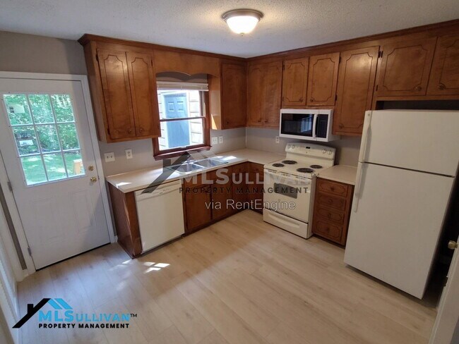 Photo - 2211 Peppertree St Unit C