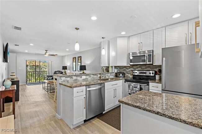 Photo - 4790 S Cleveland Ave Unidad 2105 Rental