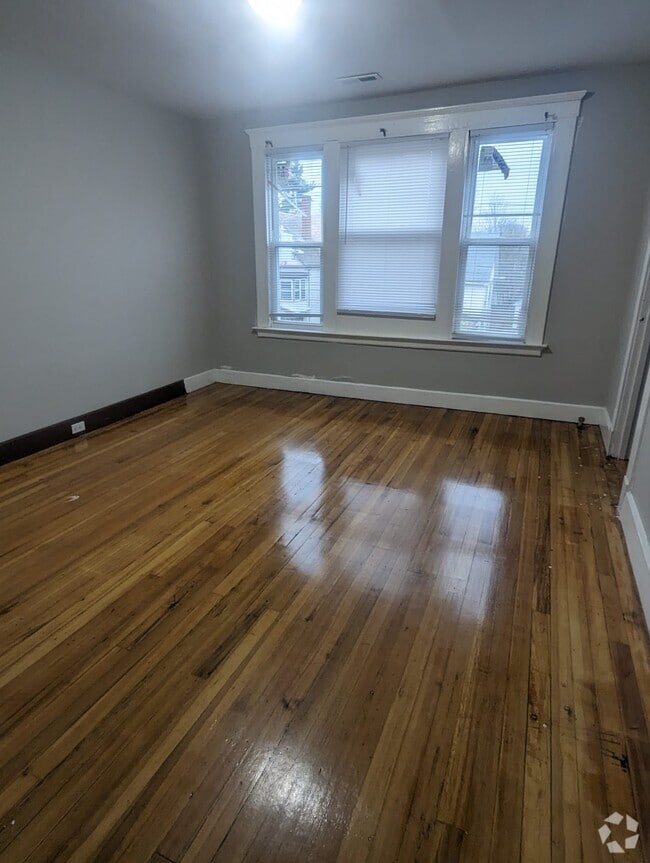 Building Photo - 89 Hubinger St Unit 3 Rental
