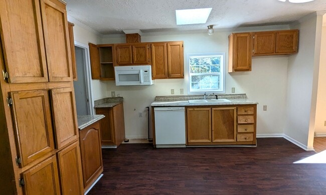 Photo - 182 N Walker Rd