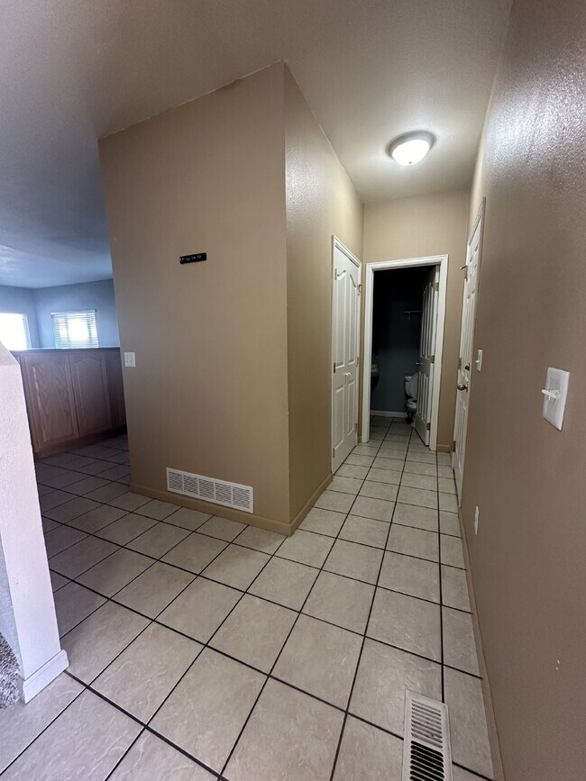 Photo - Charming Townhouse for Rent in Cheyenne, WY