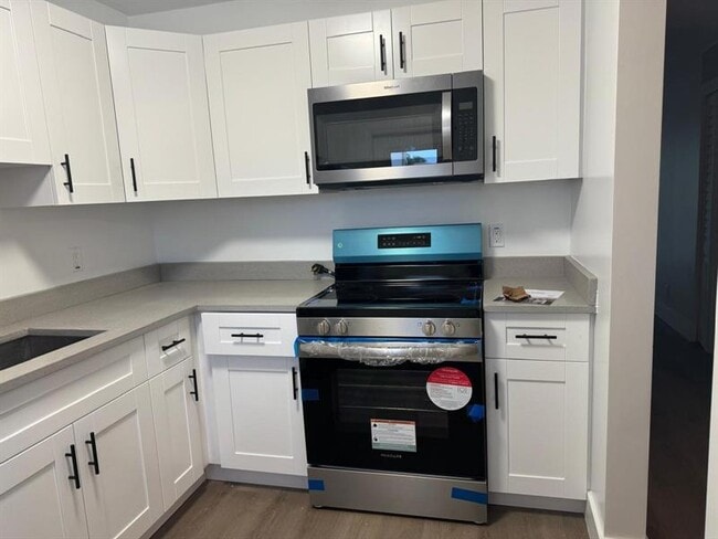 Photo - 4730 NW 10th Ct Unidad 112