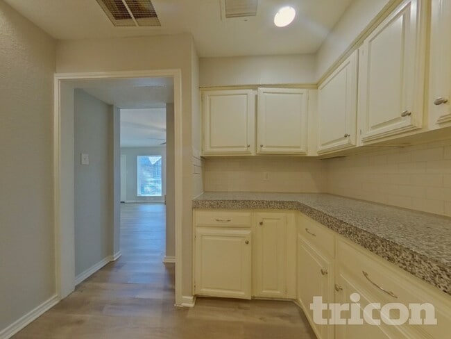 Photo - 616 Via Miramonte