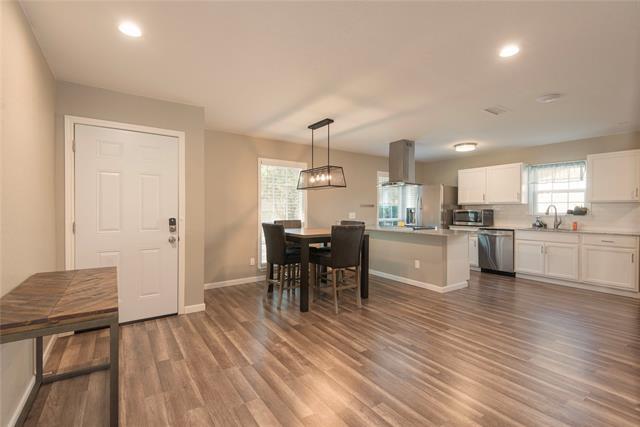 Photo - 2211 Yewpon Dr