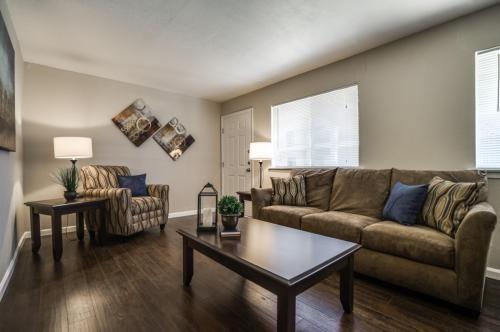 Photo - 5656 Live Oak St Apartment Unit 208