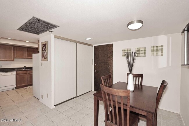 Photo - 7910 E Camelback Rd Unit 310