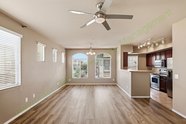 Photo - 900 S 94th St