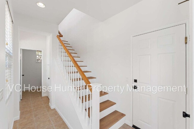 Photo - 4 Bedroom 2.5 Bath in Oxnard