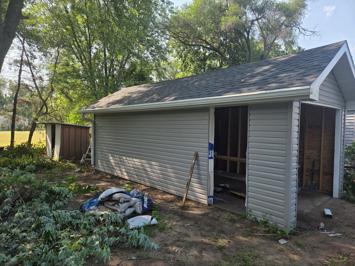 Photo - 222 S Hackett St