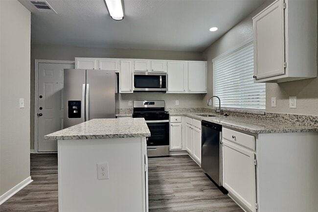 Photo - 9411 Bayou Bluff Dr