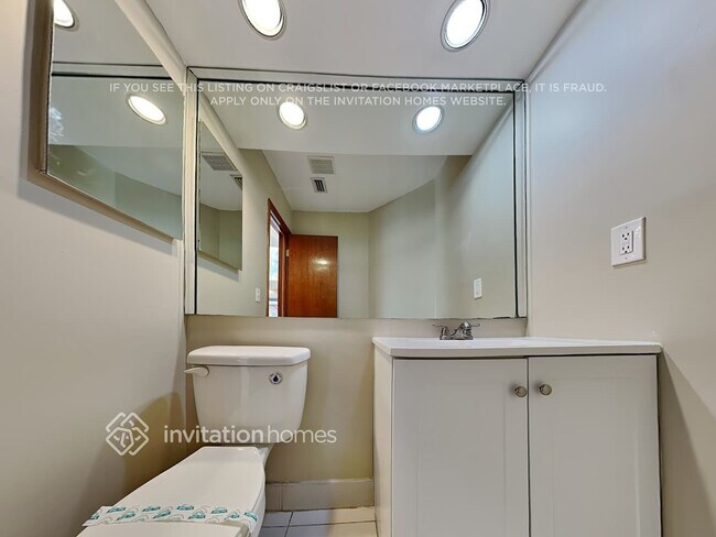 Photo - 5080 NW 56th St