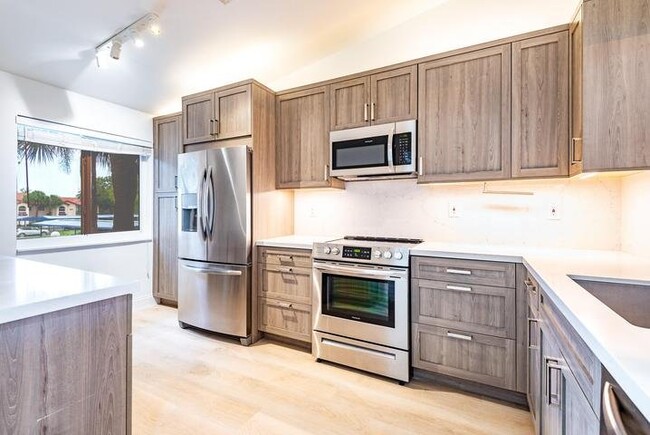 Photo - 380 NW 67th St