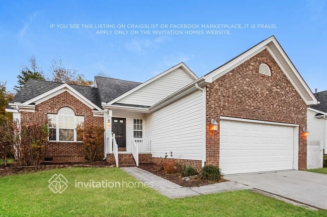 Photo - 5743 Heron Point Pl SW