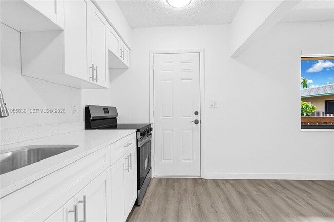 Photo - 13210 Memorial Hwy Unidad 106