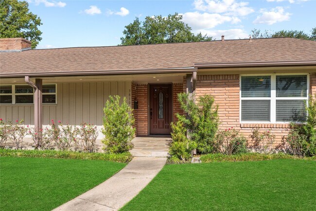 Photo - 3810 Wickersham Ln