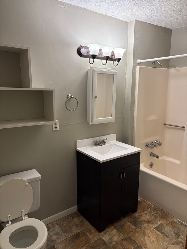 Photo - 1215 Sylvan St Unit 6