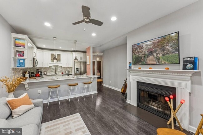 Photo - 1833 California St NW Unidad 203