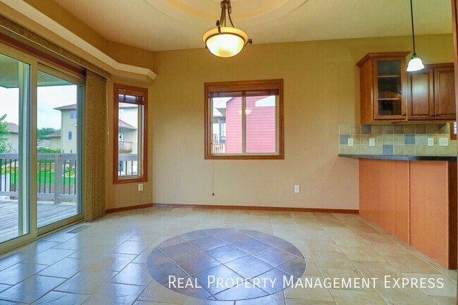 Photo - 7905 S Grass Creek Dr