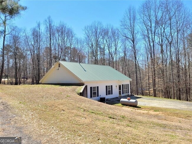 Photo - 6110 Matt Hwy